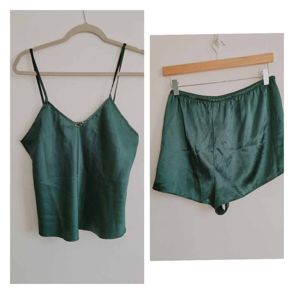 Kristine Tyler intimates vintage two piece dark green L pajamas